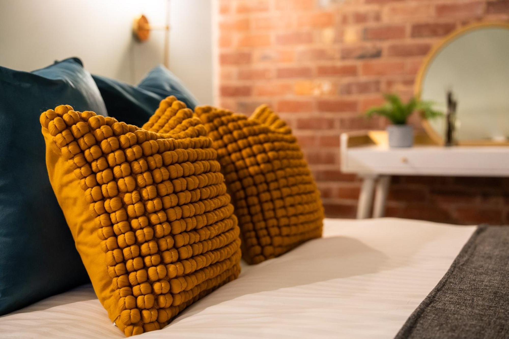 Commandery Vaults - Luxury Apartment In City Centre With Sky Tv Worcester Exterior foto